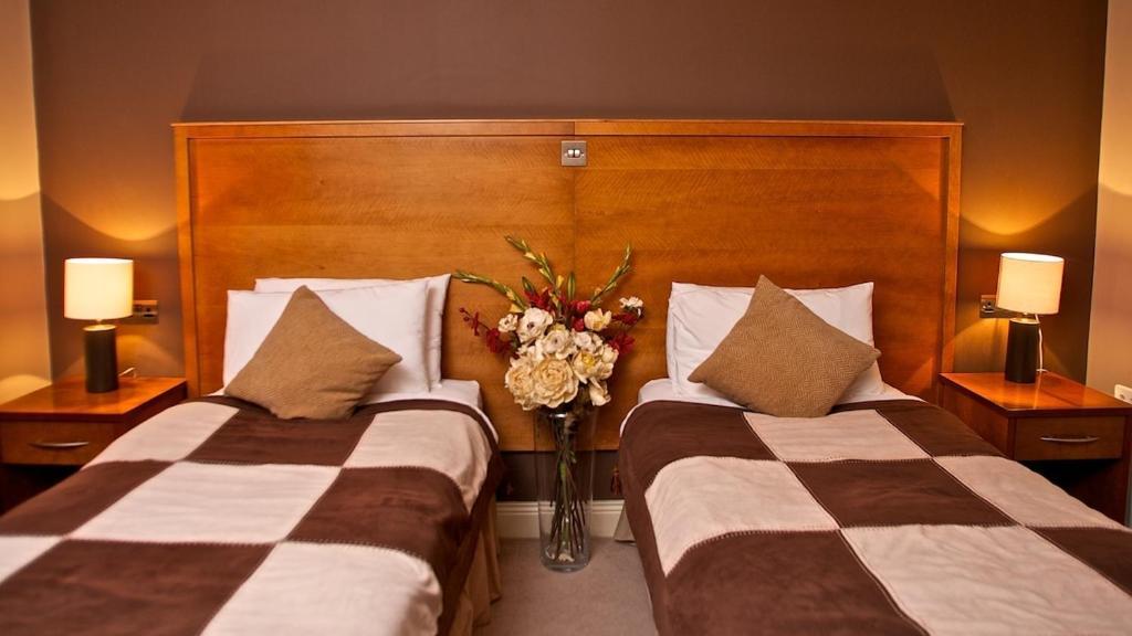 Wallis Arms Millstreet Room photo