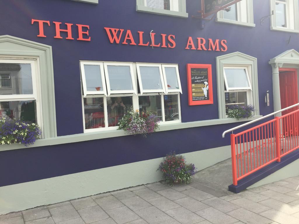 Wallis Arms Millstreet Exterior photo